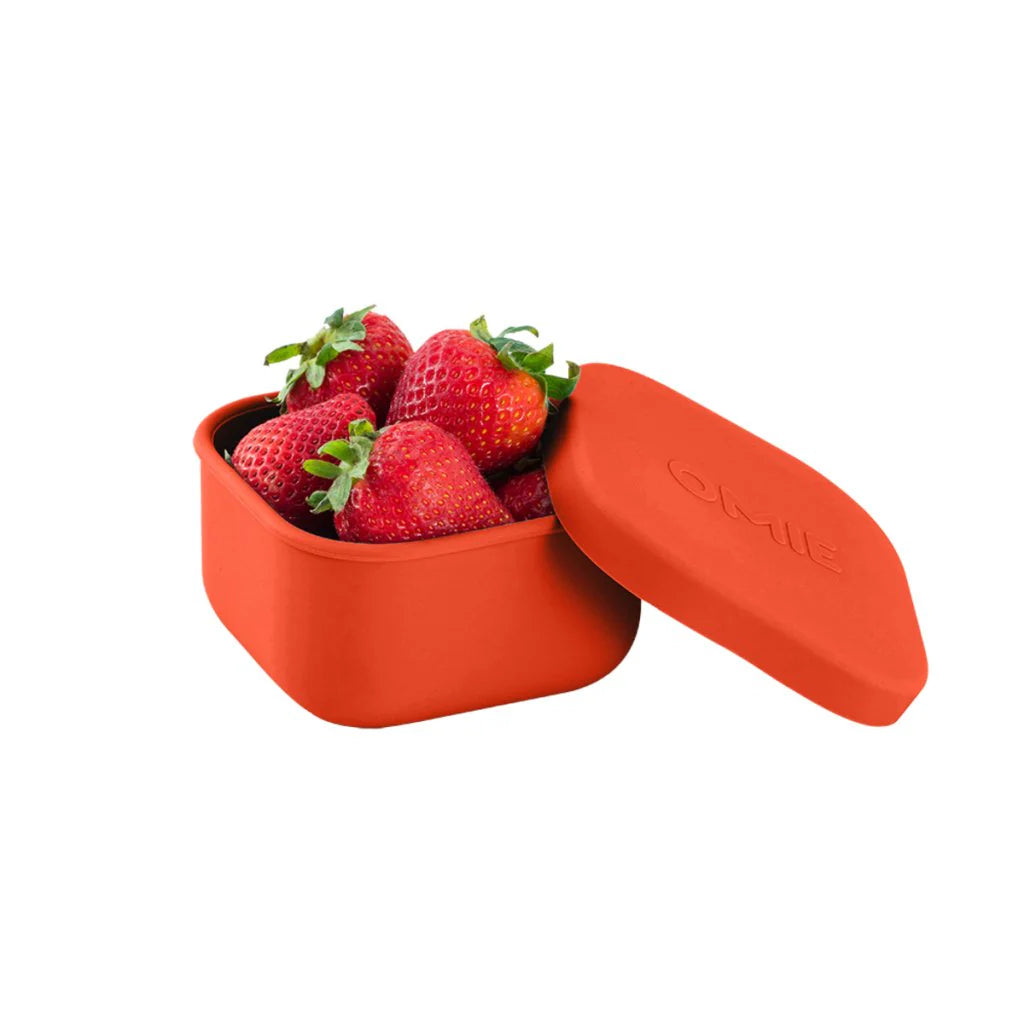 OmieSnack Silicone Container - Red